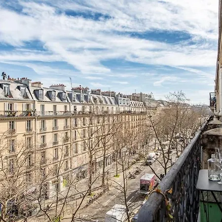 Le Voltaire Apartment