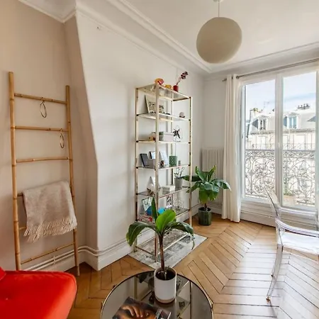 Lägenhet Le Voltaire Paris